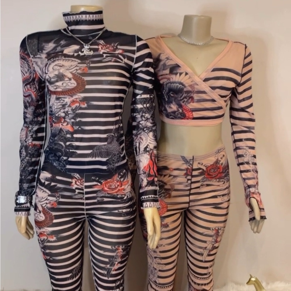 Striped Dragon Print Leggings